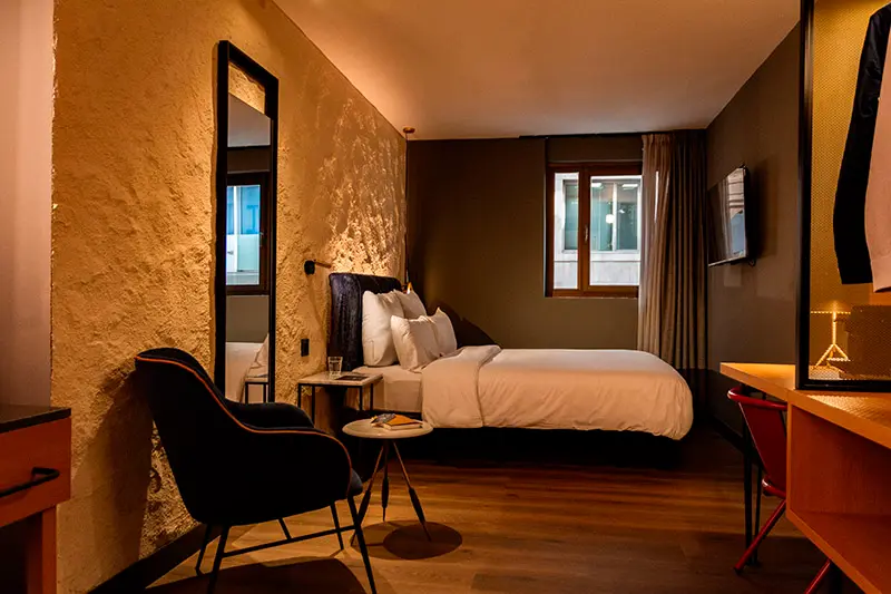 Hotel